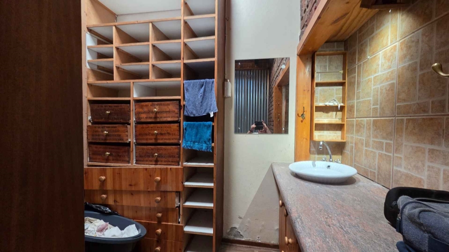 13 Bedroom Property for Sale in Universitas Free State